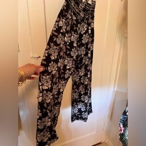 Da Hui Floral Black and White Women's Pants Boho Surf